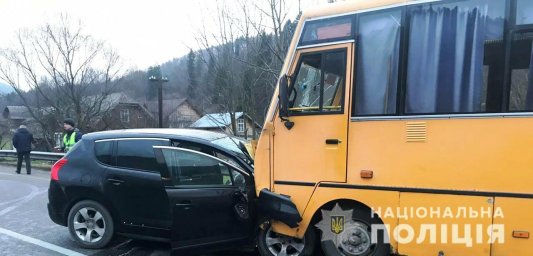 В ДТП на трассе «Киев – Чоп» пострадали пять человек