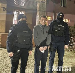 В Ужгороде мужчина напал на женщину