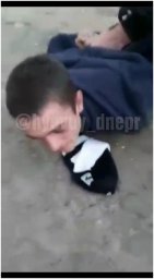 В Днепре задержан мужчина нападавший на детей возле школы. Появилось видео