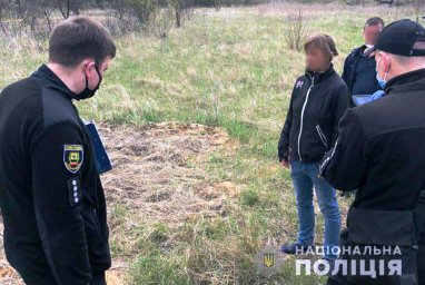 В Донецкой области женщина убила мужа и спрятала труп