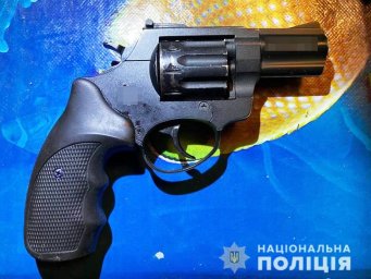 В Киеве мужчина застрелил жену. Появилось видео
