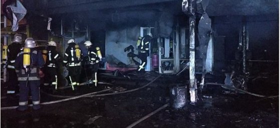 В Киеве сгорел один из рынков. Подозревают умышленный поджег
