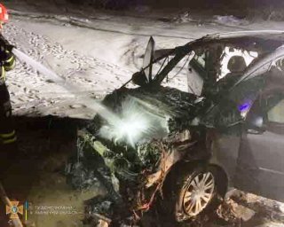 В Винниках на ходу загорелся автомобиль