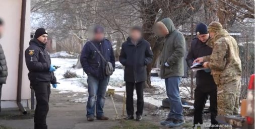 Поліцейські Рівного встановили особу загиблого та повідомили зловмиснику про підозру. З'явилося віде