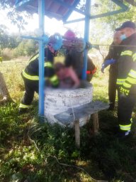 В Винницкой области из колодца достали труп мужчины
