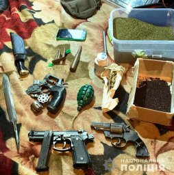 В Днепропетровской области задержаны члены преступной группировки. Появилось видео