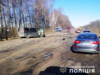 В ДТП под Сумами погибли три человека