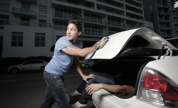 В Киеве неизвестные избили мужчину и увезли в неизвестном направлении