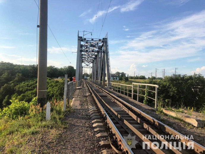 В Коростене от удара током пострадал подросток