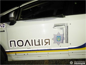 У Софіївській громаді чоловік кинув гранату у поліцейське авто. З’явилося відео