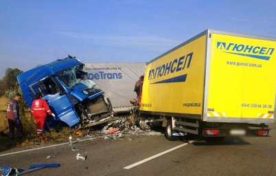 В ДТП в Полтавской области погиб мужчина. Появилось видео