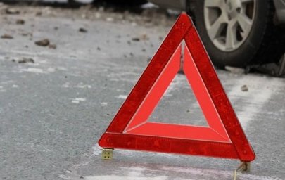 В Горловке автомобиля Daewoo Lanos влетел в дерево. Водитель погиб