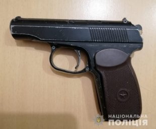 В Каменском мужчина ограбил и изнасиловал девушку