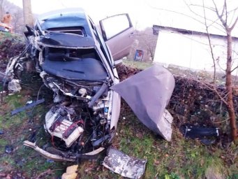 На Закарпатье в ДТП погибла несовершеннолетняя девушка