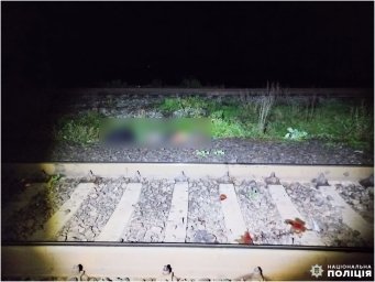 На перегоні «Клевань-Цумань» під колесами потяга загинув чоловік