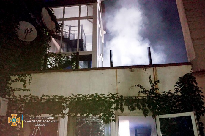 В Кривом Роге горел дом престарелых. Появилось видео