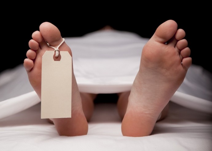 В Бердянске санитар морга похитил украшения с трупа