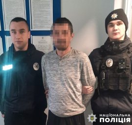 У Самборі чоловік вдарив ножем приятеля