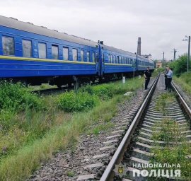 В Коломые поезд сбил пожилого мужчину