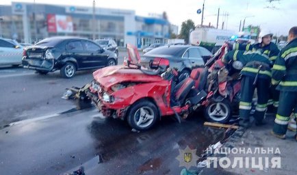 Масштабное ДТП в Полтаве. Появилось видео