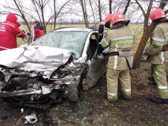 В ДТП в Николаевской области погибли двое подростков