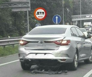 Под Киевом столкнулись автомобили без номеров