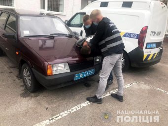 В Чернигове мужчина изнасиловал несовершеннолетнюю девушку в ресторане