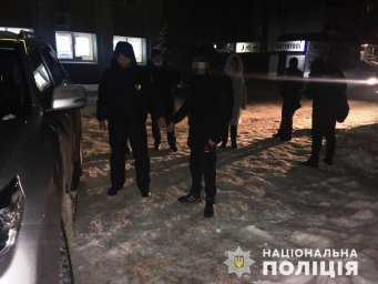 В Купянске юноша ограбил женщину возле банка