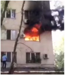 В Одессе в жилом многоэтажном  доме вспыхнул пожар. Появилось видео