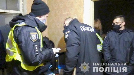 В Киеве мужчина убил знакомого. Появилось видео