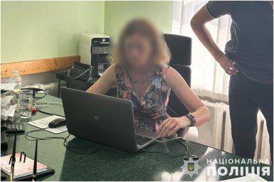 На Тернопільщіні поліція викрила групу посадовців-здирників