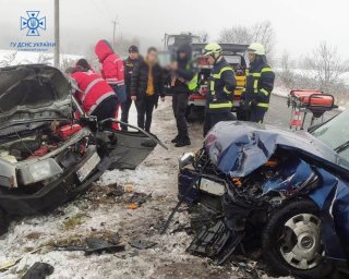 В ДТП на Львовщине пострадали три человека