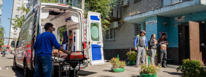 В Днепре девочка упала в шахту лифта. Появилось видео