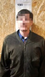 В Киеве мужчина изнасиловал малолетнюю падчерицу