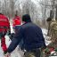 Прикордонники України та Румунії разом з медиками дістали з прірви непритомну людину. З'явилося віде