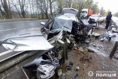 У Хмельницькій області через ДТП загинув юнак