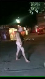 В Днепре разгуливал неадекватный нудист