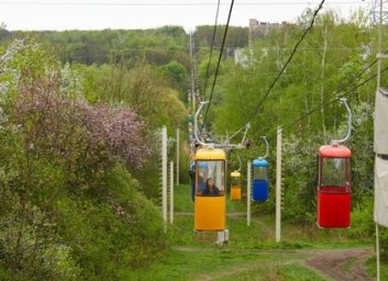 В Харькове на канатной дороге пострадал подросток