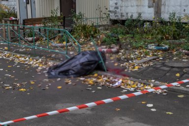 В Днепре женщина выпала с 16 этажа