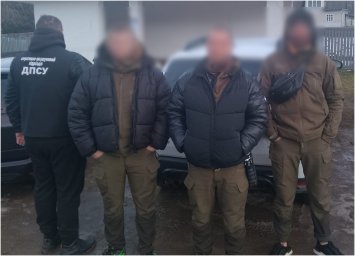 Прикордонники біля кордону з Румунією затримали порушників. З’явилося відео