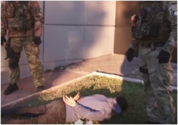 В Одессе в суде пострадавших запугивали физической расправой. Появилось видео