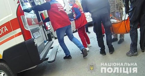 В Полтаве полицейские спасли самоубийцу. Появилось видео
