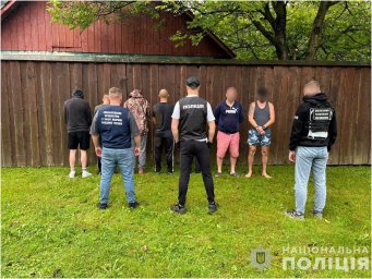 У Рахівському районі затримано зловмисників, які переправлення чоловіків через кордон