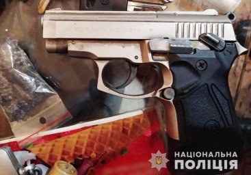 В Черкассах неизвестные стреляли в местного жителя В Черкассах неизвестные стреляли в местного жителя