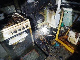 При пожаре в Дергачах пострадала пожилая женщина