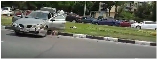 В Харькове на проспекте Гагарина произошло ДТП. Есть жертвы. Появилось видео
