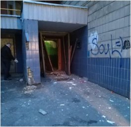 В Киеве в подъезде многоэтажного дома произошел взрыв. Есть пострадавшие В Киеве в подъезде многоэтажного дома произошел взрыв. Есть пострадавшие
