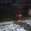 С Соленом спасатели вытащили из водоема автомобиль. Появилось видео