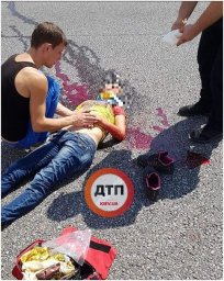 Пьяная женщина перебегала дорогу и попала под машину