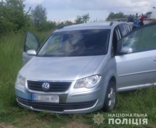 Во Львовской области мужчина погиб под колесами собственного автомобиля